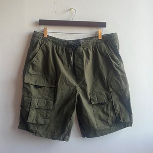 Green Cargo Shorts XL Denim Co.